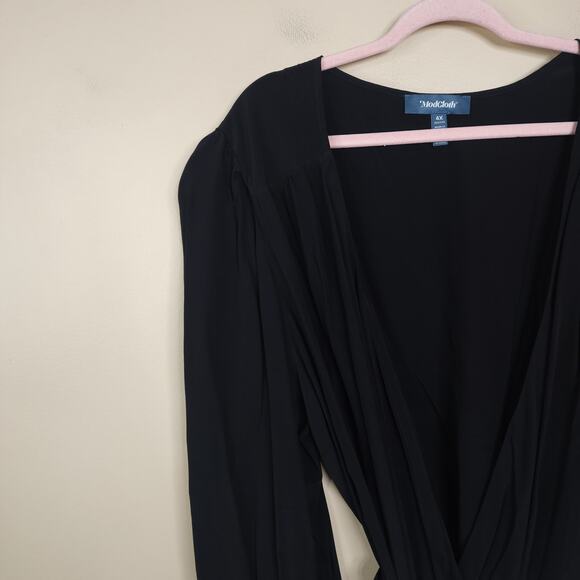 Modcloth As We're Wrapping Up Blouse in Black Size 4X - Picture 3 of 8